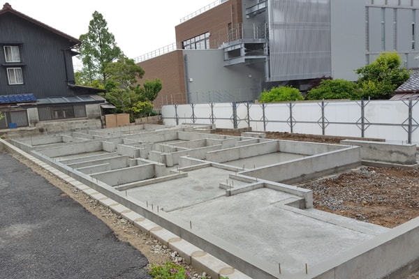 スマートスクエア天白八事山　べた基礎