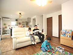 注文住宅を検討してましたが、内装オーダーのこの家にして良かったです！